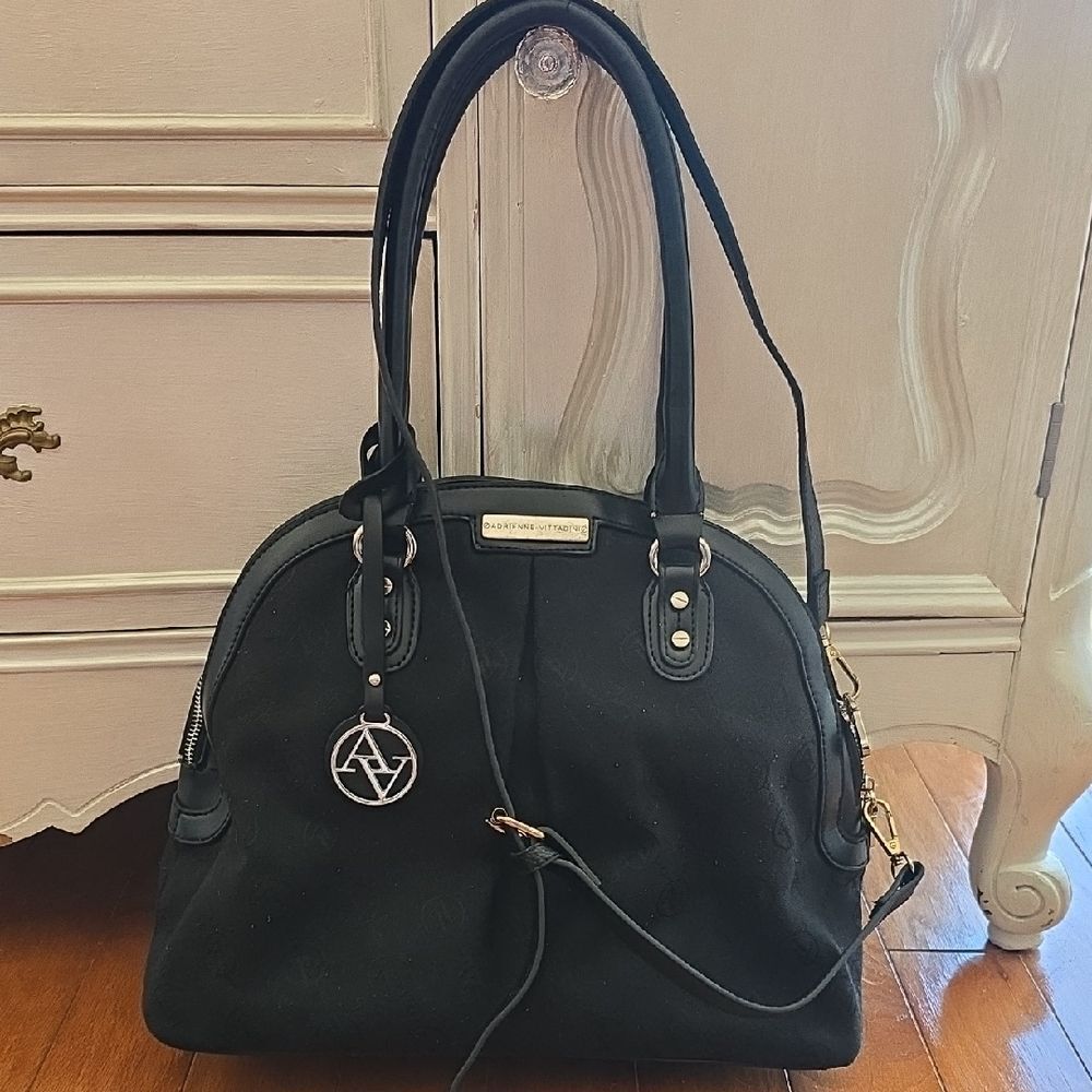Adrienne Vittadini Black Shoulder Bag - Picture 3 of 12